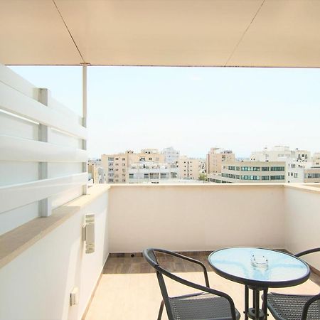 Phaedrus Living: Luxury Suite Nicosia 508 Nicósia Exterior foto