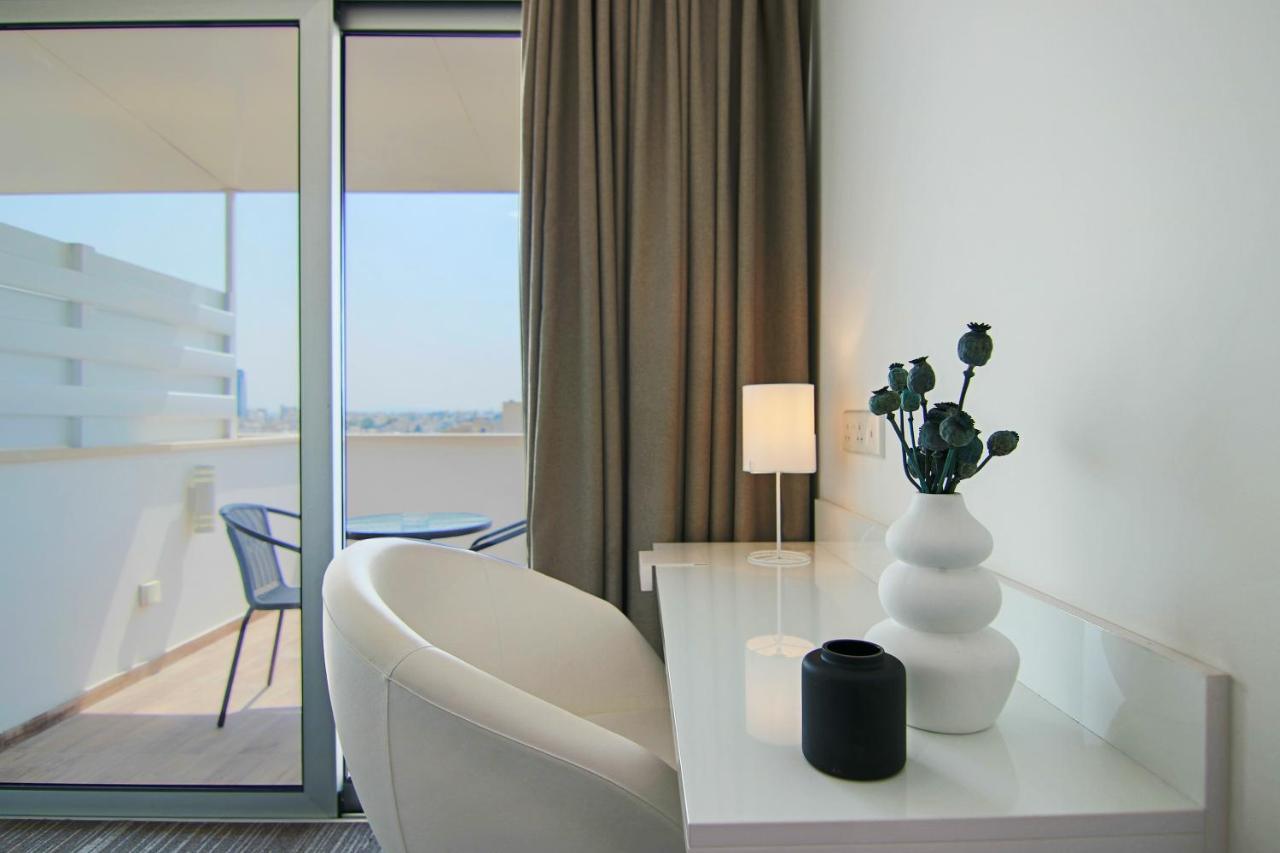 Phaedrus Living: Luxury Suite Nicosia 508 Nicósia Exterior foto