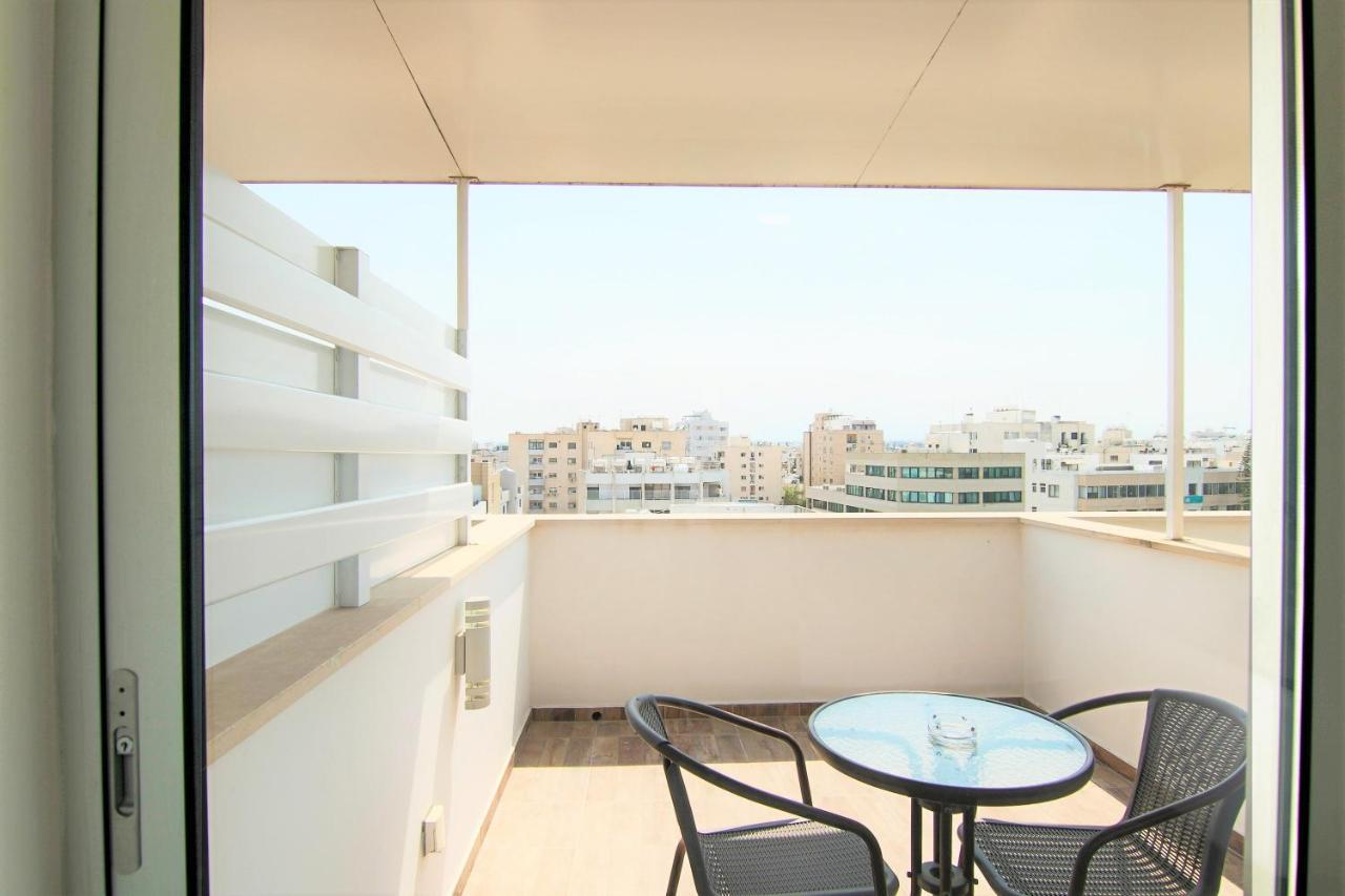 Phaedrus Living: Luxury Suite Nicosia 508 Nicósia Exterior foto